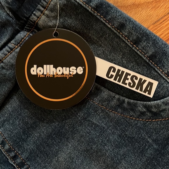 Brand new dollhouse Jean shorts! - Picture 3 of 4